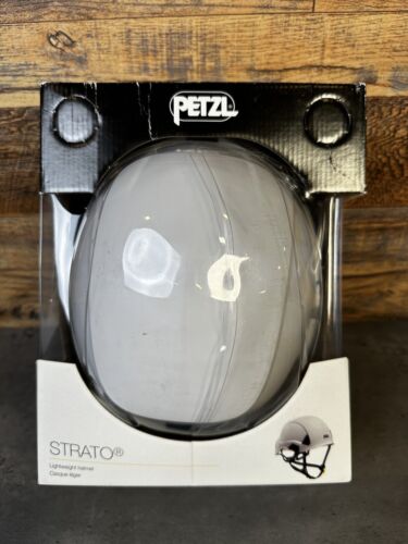 Petzl STRATO - Safety helmet for work at heights and ground - Picture 1 of 4