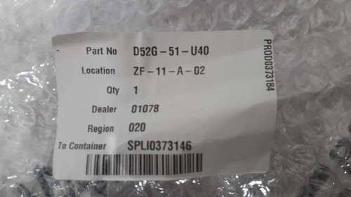 SUPPORTO MODANATURA PASSARUOTA ANTERIORE SINISTRO ORIGINALE MAZDA CX-3 2016-2021 - Foto 11 di 12