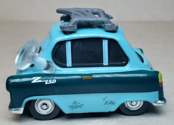 Disney Pixar Cars 2 Professor Z Zundapp Diecast 1:55 FC Allinol Lemon Car Foto 3 de 4