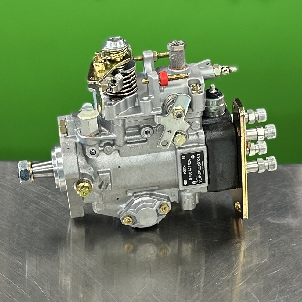 fuel injection pump bosch for cummins 4T390 3.9L 3908183 3917510