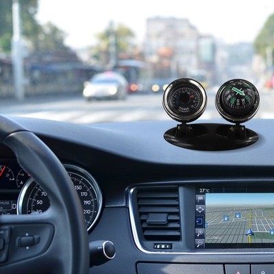 Benutzerfreundlicher Auto Kompass mit integriertem Thermometer für alle Fahrzeu
