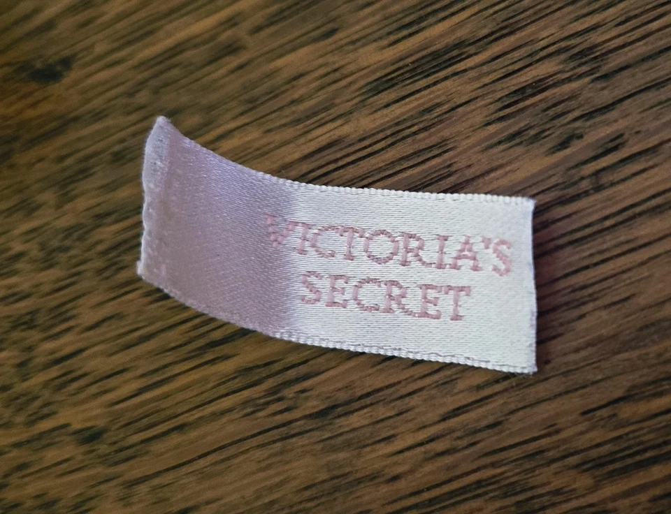 Vintage Victoria's Secret Floral Silky Second Skin Satin Thong Panties M *READ* - Image 4 of 4