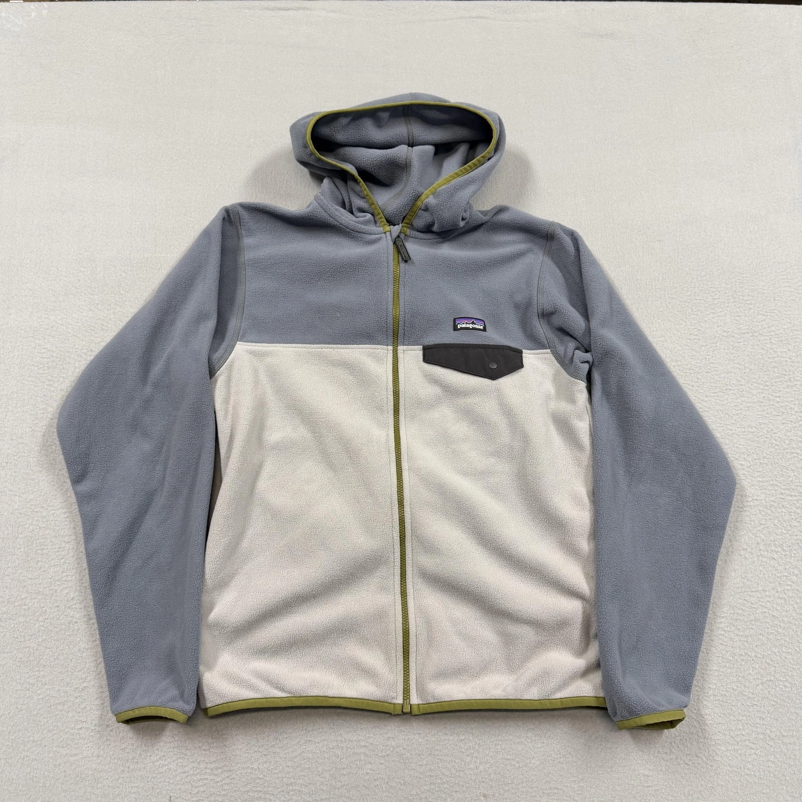 Patagonia Jacket boys XL Gray Fleece Full Zip Hooded Lightweight Pockets Outdoor
Opens in a new wind