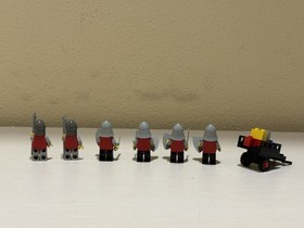 LEGO Vintage 1981 LEGOLAND Classic Castle Knight's Procession 6077 100% Complete