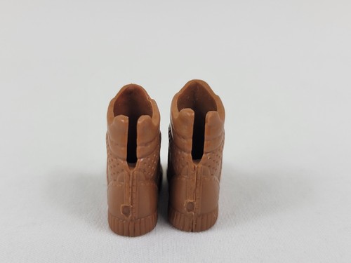Barbie Puppe braun KURZE Keilabsätze modische Stiefeletten Schuhe Paar - Bild 3 von 5