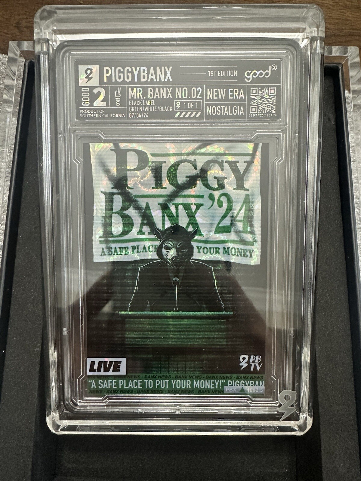 PiggyBanx Grail Mr banx No. 02 1st Edition OG Black Label 1/1 Fractal Trump 🇺🇸