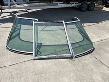 89 Sea Ray 280 Boat curved windshield wind shield window port center & starboard