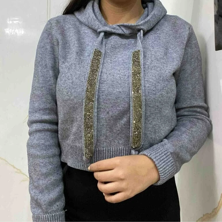 VETEMENTS Zara Maglia Donna Grigio Pullover Cropped Felpa con Cappuccio Impreziosita Maglione Felpa S