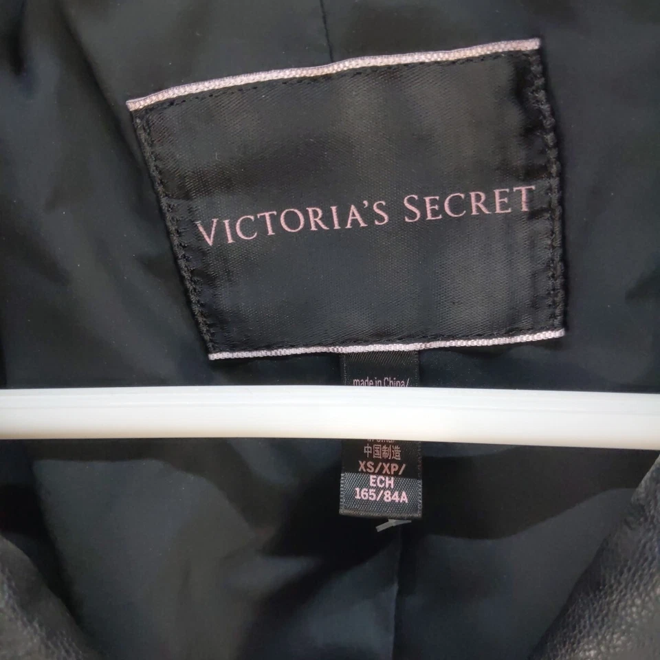 Chaqueta de motociclista Victoria's Secret de cuero sintético negra para mujer XS vegana Foto 3 de 4
