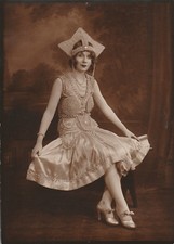 Photograph, B/W, Hemes Studio; Newark, Young Ballet Girl, Sitting, c.1920