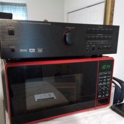 Rotel RSP-985 Surround Sound Processor Dolby THX 5-Channel 6 Inputs Black