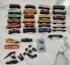 TRAINS N Scale assorted N scale cars/trailers - Rolling stock Lot Of 29x
