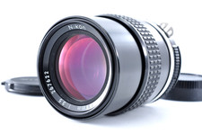 Nikon Ai Nikkor 135mm F/3.5 Telephoto MF Lens from Japan�[Near Mint] #2676