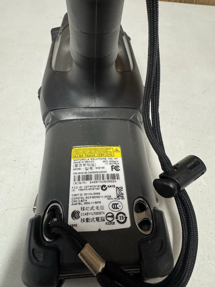 Computadora móvil escáner de código de barras Motorola - usada, sin cargador Foto 2 de 4