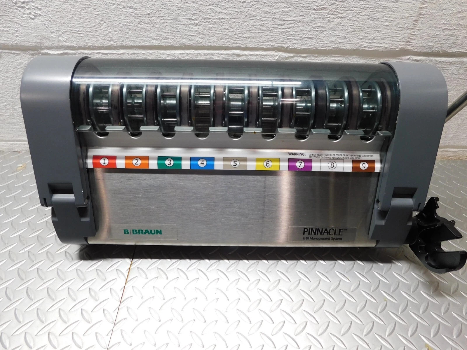 B BRAUN PINNACLE TPN MANAGEMENT SYSTEM W/USER GUIDE. NO. 601184 MAKE OFFER!!