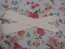 Vintage NOS New Unworn White Stretch Matte Satin 24" Opera Gloves-----Size 7