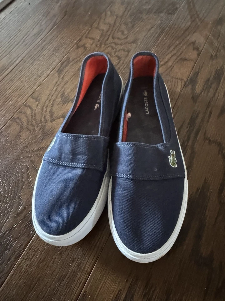 Women’s La coste Navy & White Slip On Tennis Shoes Size 8 Very Preppy - Image 2 of 4