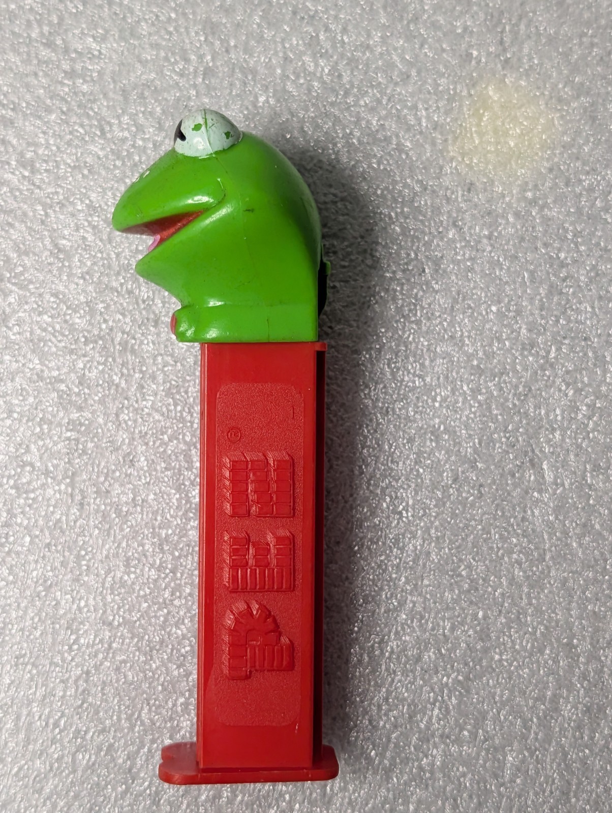 Vintage Kermit the Frog Muppet with Red Bow Tie Pez Dispenser