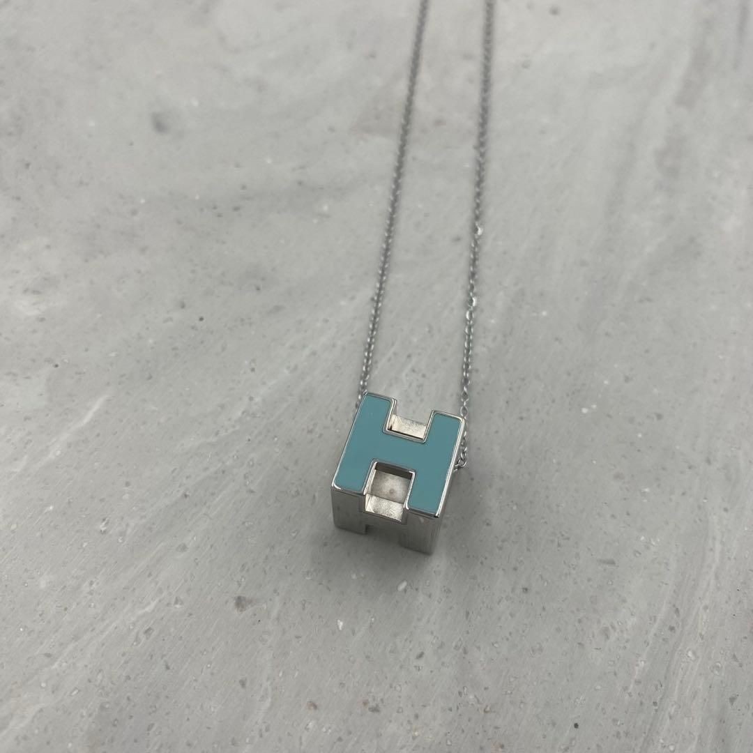 Excellent Condition HERMES Silver Cube Necklace 9… - image 1