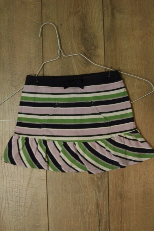 Gymboree girls skirt size 5 GUC