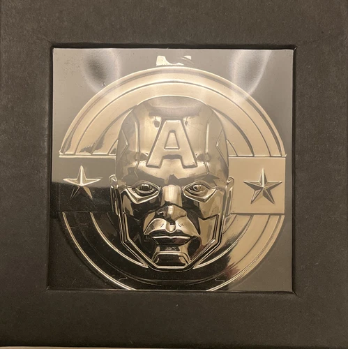 2017 EXCLUSIVE FUNKO Marvel Collector Corps Captain America Medal Hero Sub