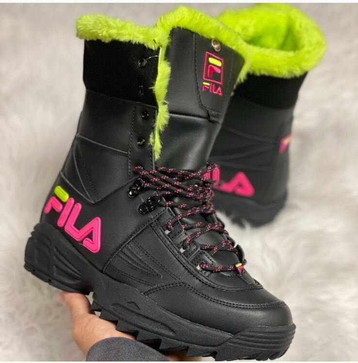 Fila Disruptor Boots Winter Fashion Boots women's Size US