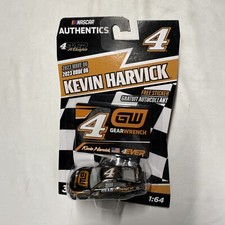 Kevin Harvick NASCAR Diecast Car 1:64 2023 Wave 6 Gear Wrench Ford Mustang Black
