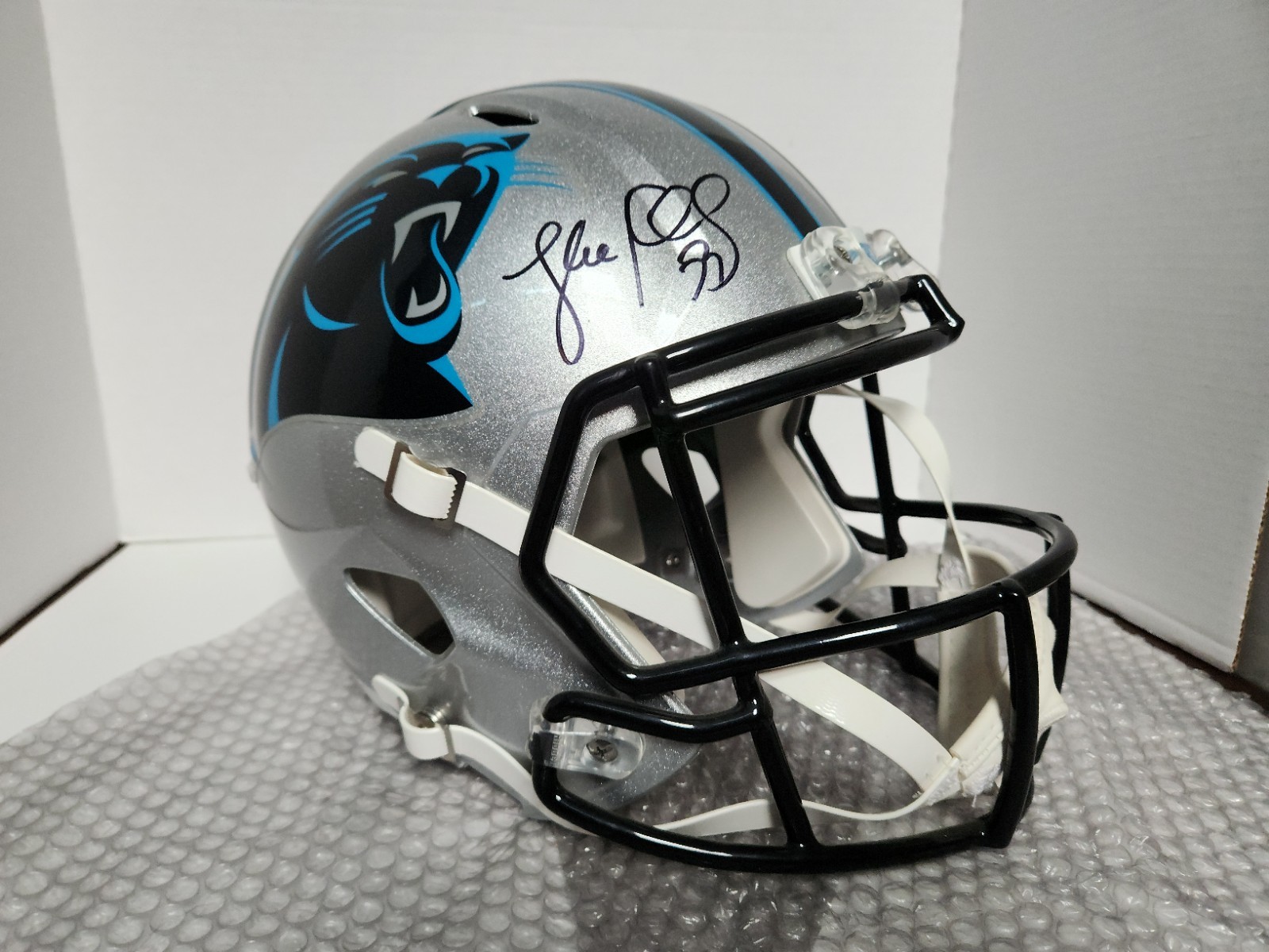 Luke Kuechly Autographed Signed Carolina Panthers F/S Speed Helmet- Beckett W Hologram 