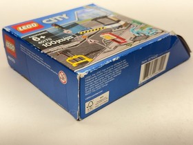 LEGO CITY: Build My City Accessory Set (40170) Brand New & Factory Sealed