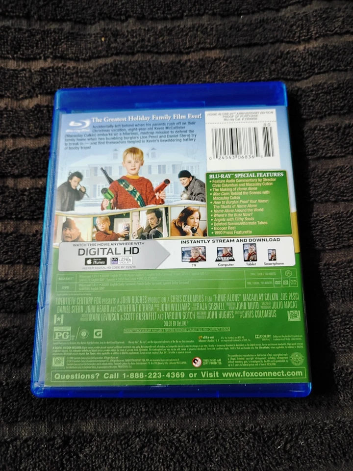 Home Alone Blu Ray DVD - Image 4 of 4