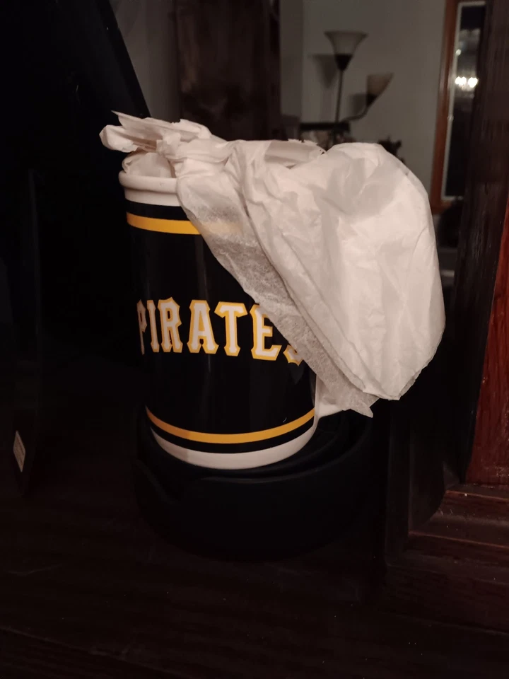Pittsburgh Pirates 15 OZ Taza de té de café HD de dos tonos Foto 2 de 2