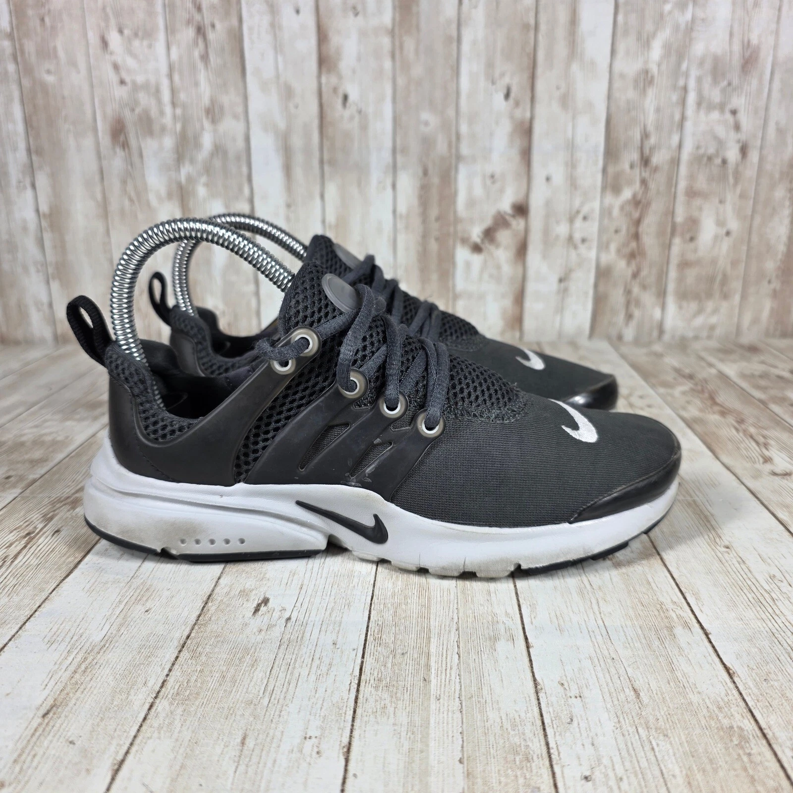 Scarpe da corsa Nike Presto comode sneakers per tutti i giorni nero bianco 4 anni donna 5 5