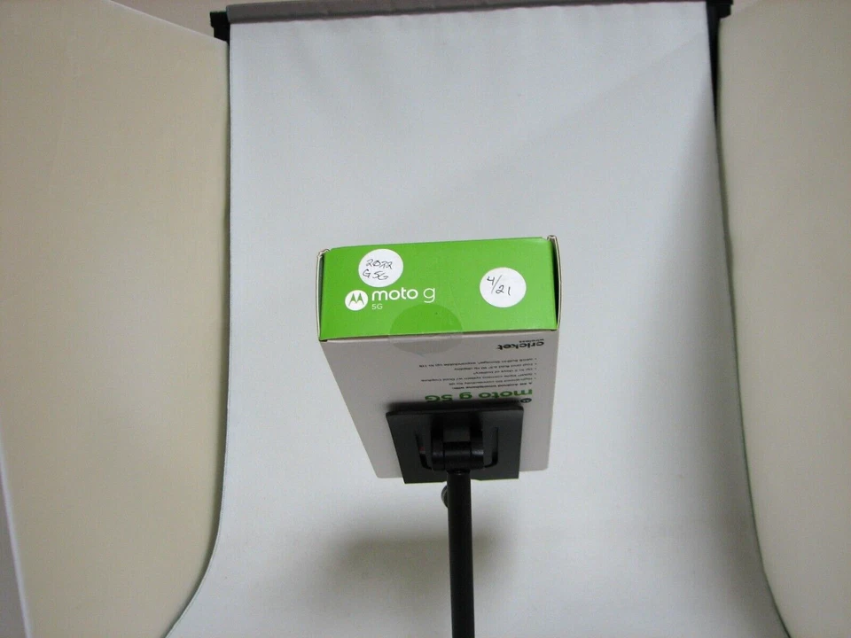 NIB!! Motorola Moto g 5G (2022) XT2213-1 (Cricket ) Moonlight Gray - Sealed!! - Image 4 of 4