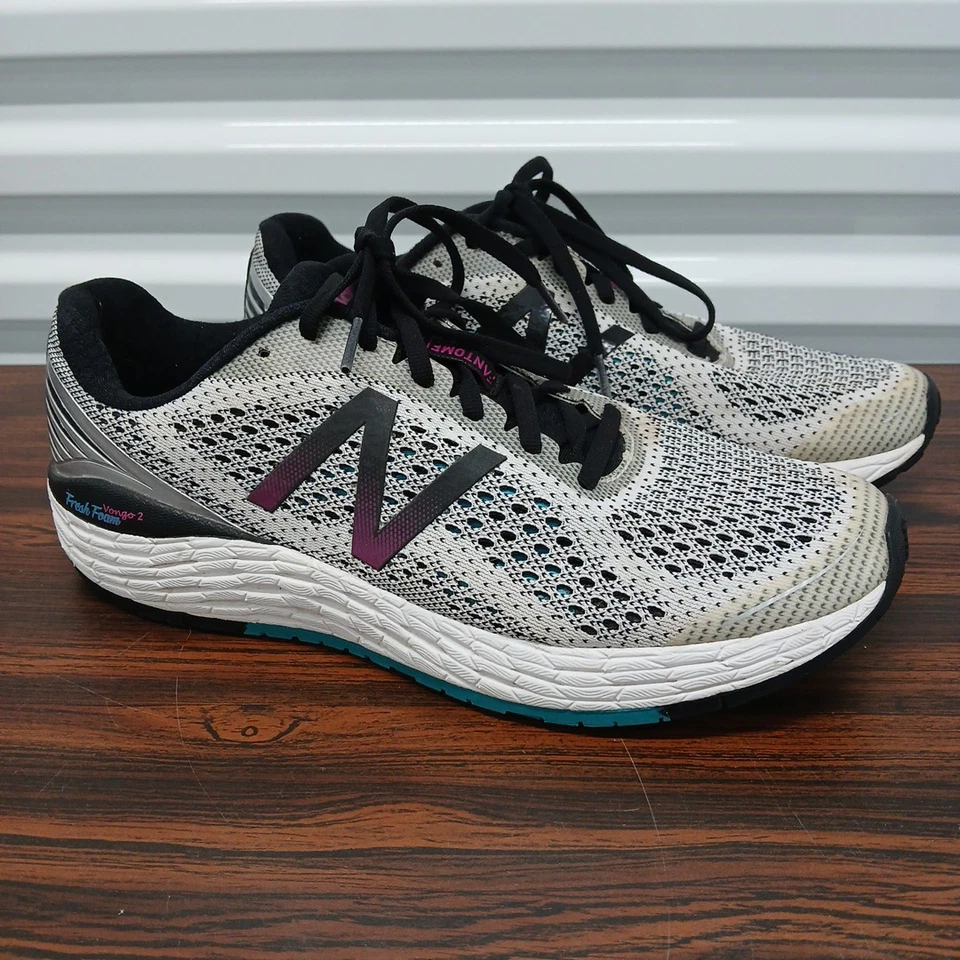 New Balance Women's Fresh Foam Vongo V2 (Size 9) White Blue MVNGOWB2 NICE! - Image 3 of 4