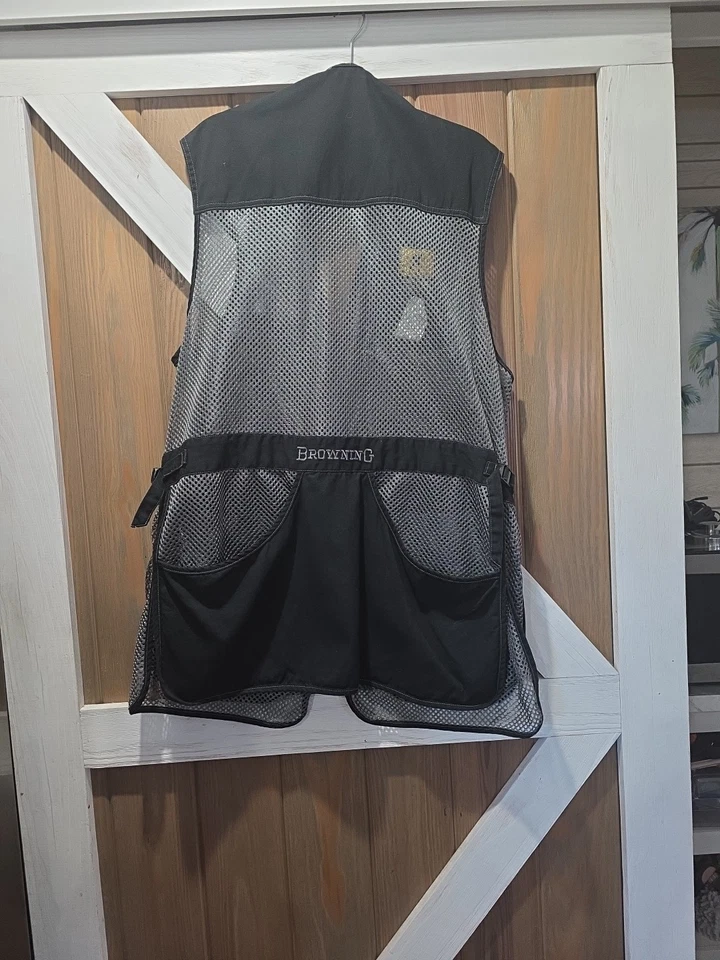 Chaleco de tiro de malla Browning Trapper Creek negro para hombre 2XL con almohadilla de bobina para reactor G3 Foto 4 de 4