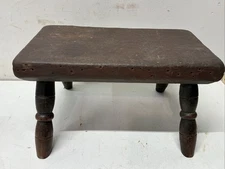 Antique 1840 Primitive Milking Stool? 1.75” Thick w 4 Turned Feet, New England?