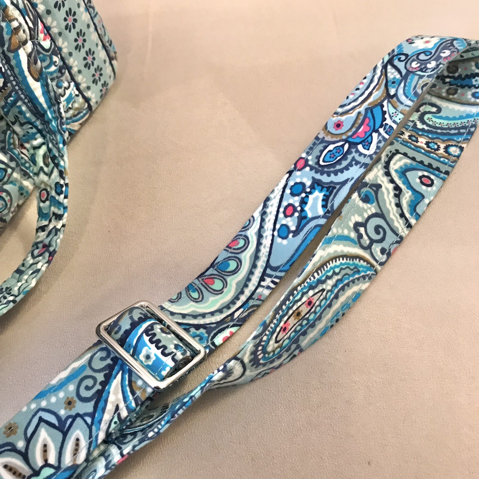 Vera Bradley Daisy Dot Paisley Iconic 100 Handbag Sho… Gem