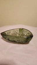Vintage Emerald Green Glass Tri Point Ashtray