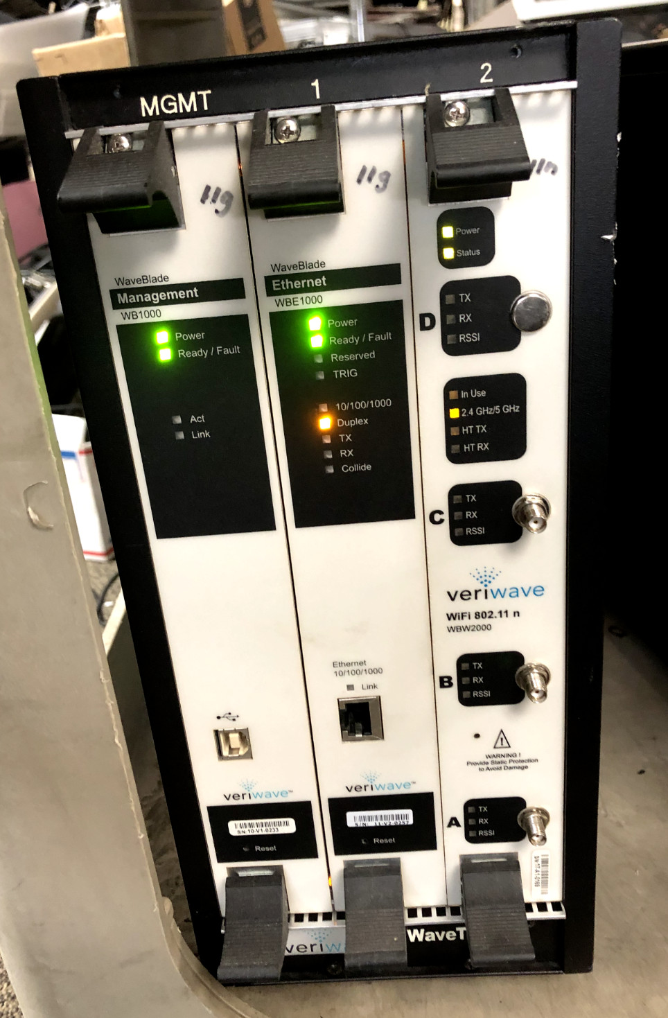 IXIA WAVETEST 20 CHASSIS with WB1000, WBE1000, WBW2000 *READ