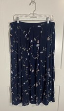 Women's Sag Harbor Floral Midi Skirt in Navy Size Large