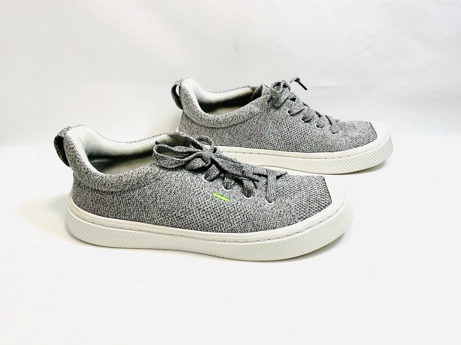 Cariuma Women's 7 Gray Knitted Low Top Drawstring Casual Sneaker Shoes