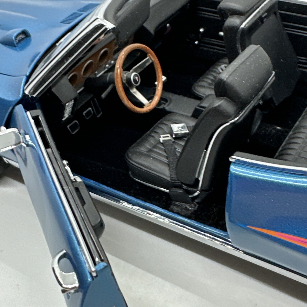 1/18 GMP 1970 Pontiac GTO THE JUDGE Convertible Bermuda Blue Store