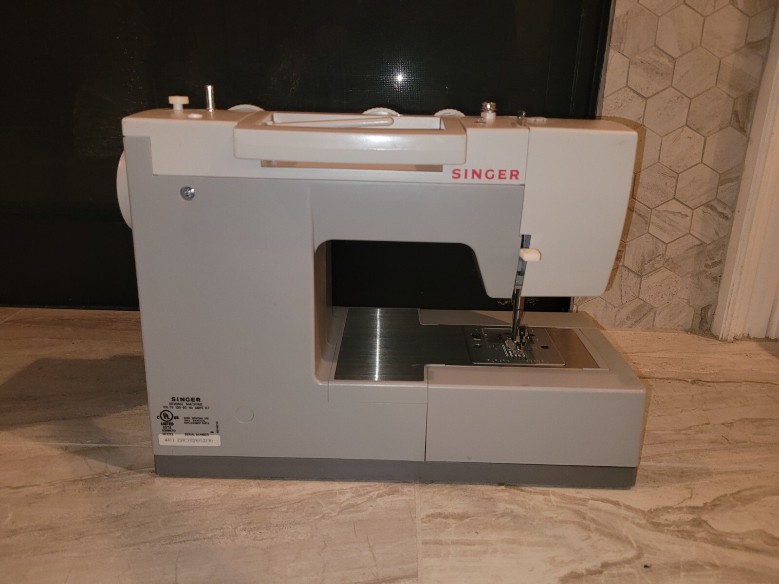 Singer Heavy Duty 4411 Sewing Machine *No Pedal/Adapter or Accessories Included eBay