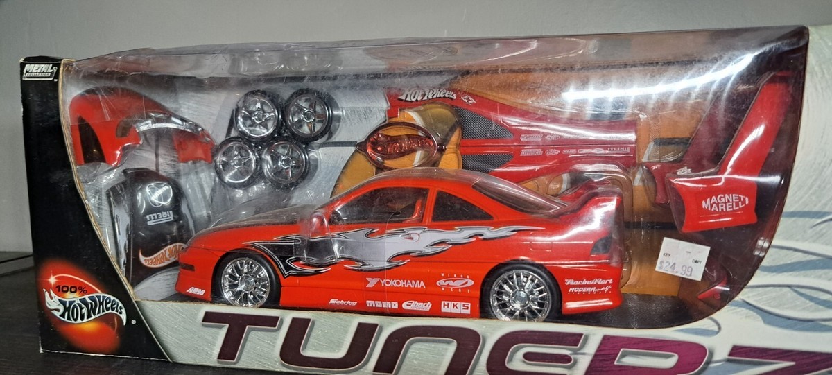 ミニカー TUNERZ Honda Acura Integra HOTWHEELS TUNERZ, RED ACURA INTEGRA 1:18 SCALE/W REMOVABLE