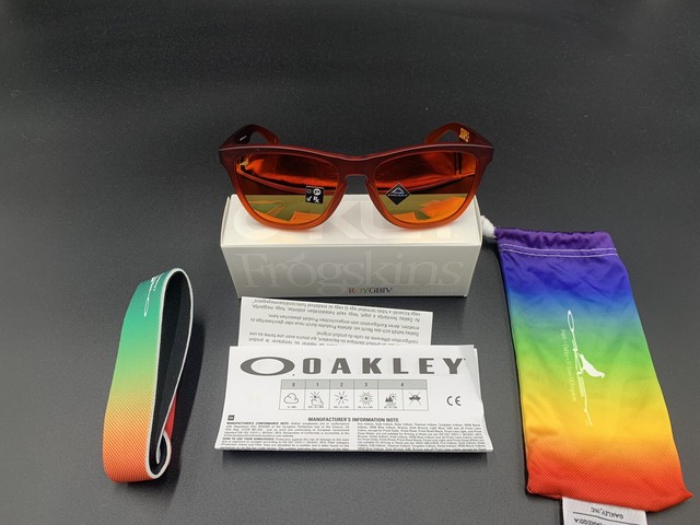 Jeff Staple X Oakley Frogskins Red 