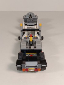LEGO Creator: Fairground Mixer (10244) 11 Minifigures + Attractions & Vehicles 