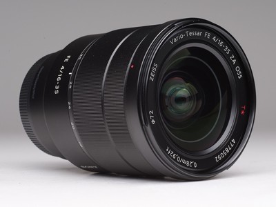Sony Carl Zeiss Vario-Tessar T* SEL1635Z 16-35mm f/4.0 ZA FE OSS