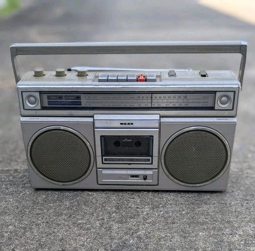 For Parts Radio Works Panasonic RX-5010 AM/FM Cassette Recorder Boombox As-is