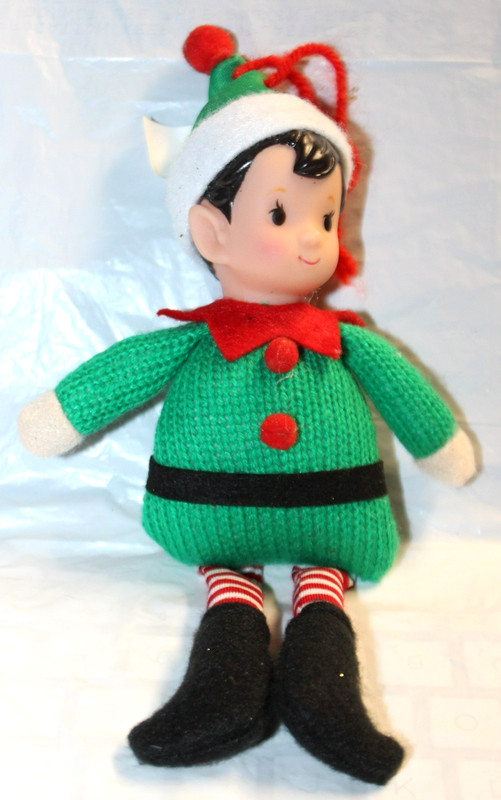 TARGET BLOW MOLD HEAD SOFT BODY CHRISTMAS ELF 8 1/4" TALL NO BOX 2018