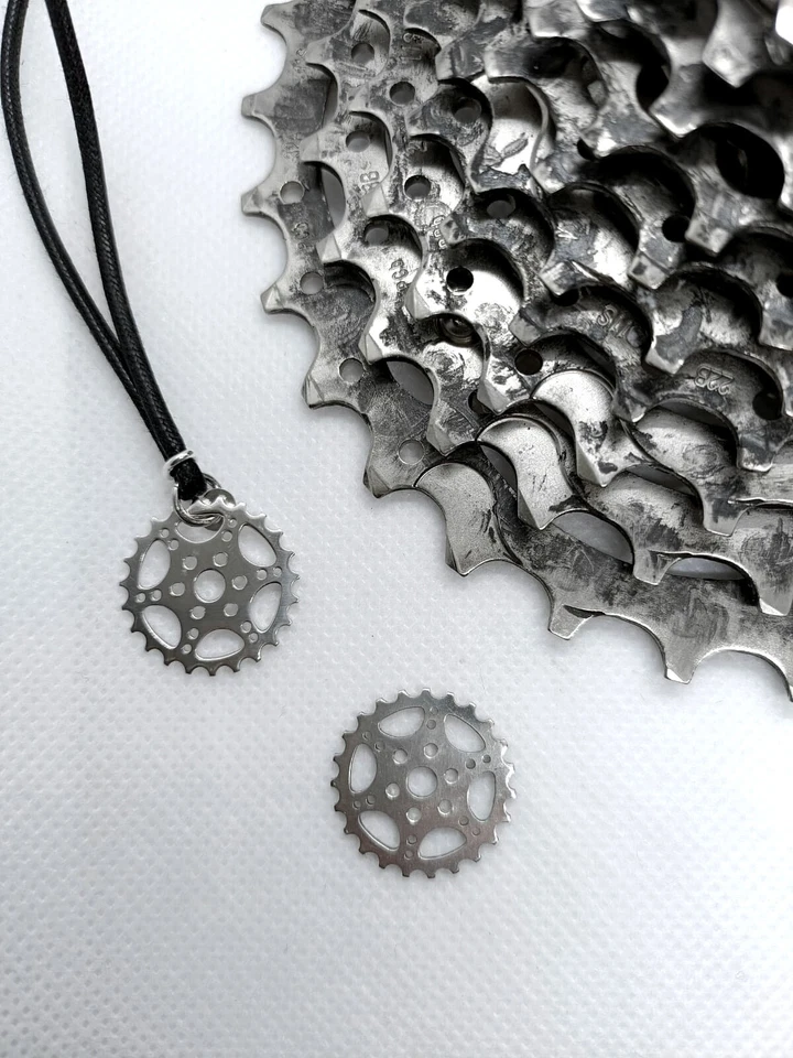 Pendenti MTB BDC varianti Casco Corona Pignoni Bici gioielli in argento 925 - Immagine 4 di 4